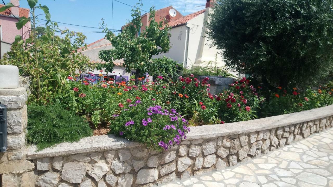 Apartmani Antonio Вели-Лошинь Экстерьер фото
